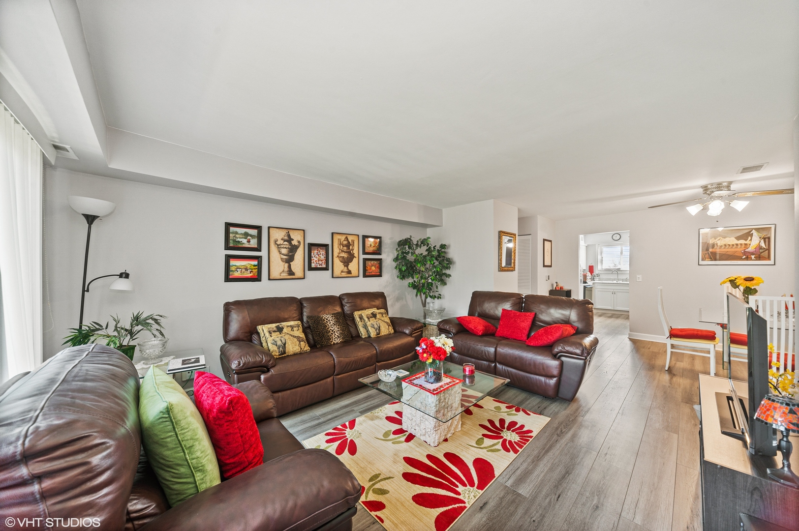 501 McHenry Road, Unit 3B Wheeling, IL 60090 - Photo 6 of 15