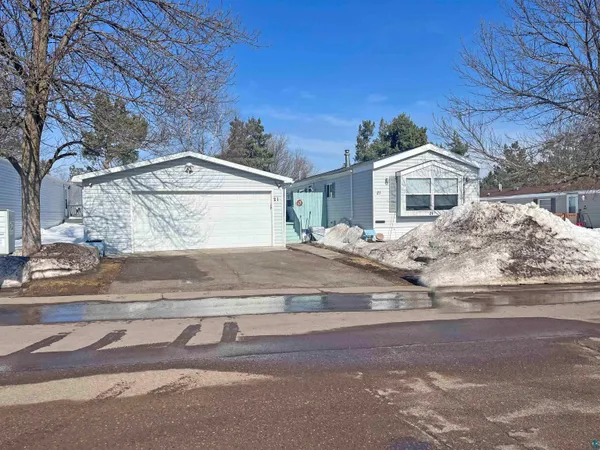 $95,000 | 21 Kalmia Drive, Duluth, MN 55810