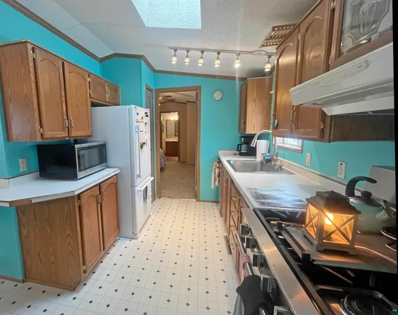 $95,000 | 21 Kalmia Drive, Duluth, MN 55810