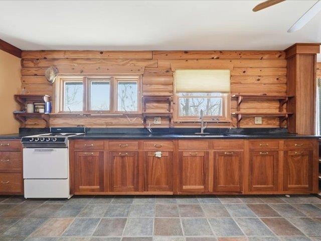 540 Bowers Road Belleville, WI 53508 - Photo 15 of 33