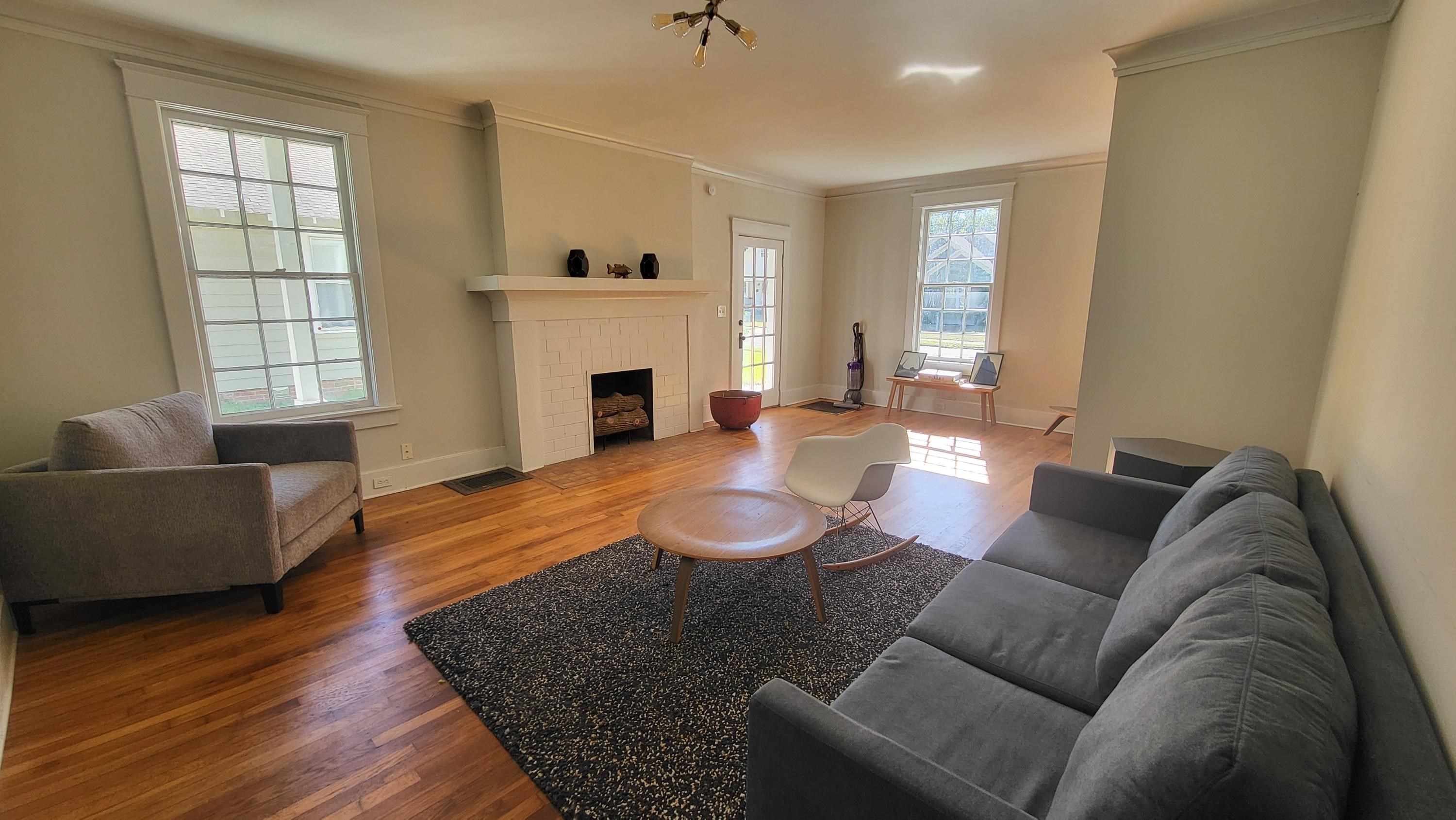 1844 Oliver Avenue Memphis, TN 38114 - Photo 9 of 18 a living room with furniture and a fireplace