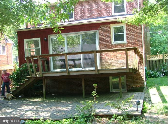 308 Pinewood Avenue Silver Spring, MD 20901 - Photo 2 of 11 Exterior (Rear)