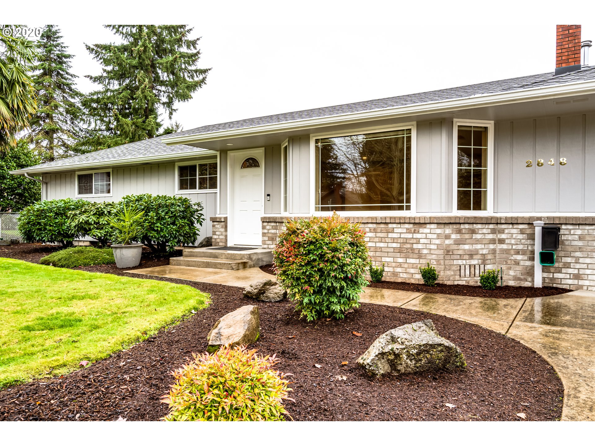 2848 Chateau Place Springfield, OR 97477 - Photo 2 of 30