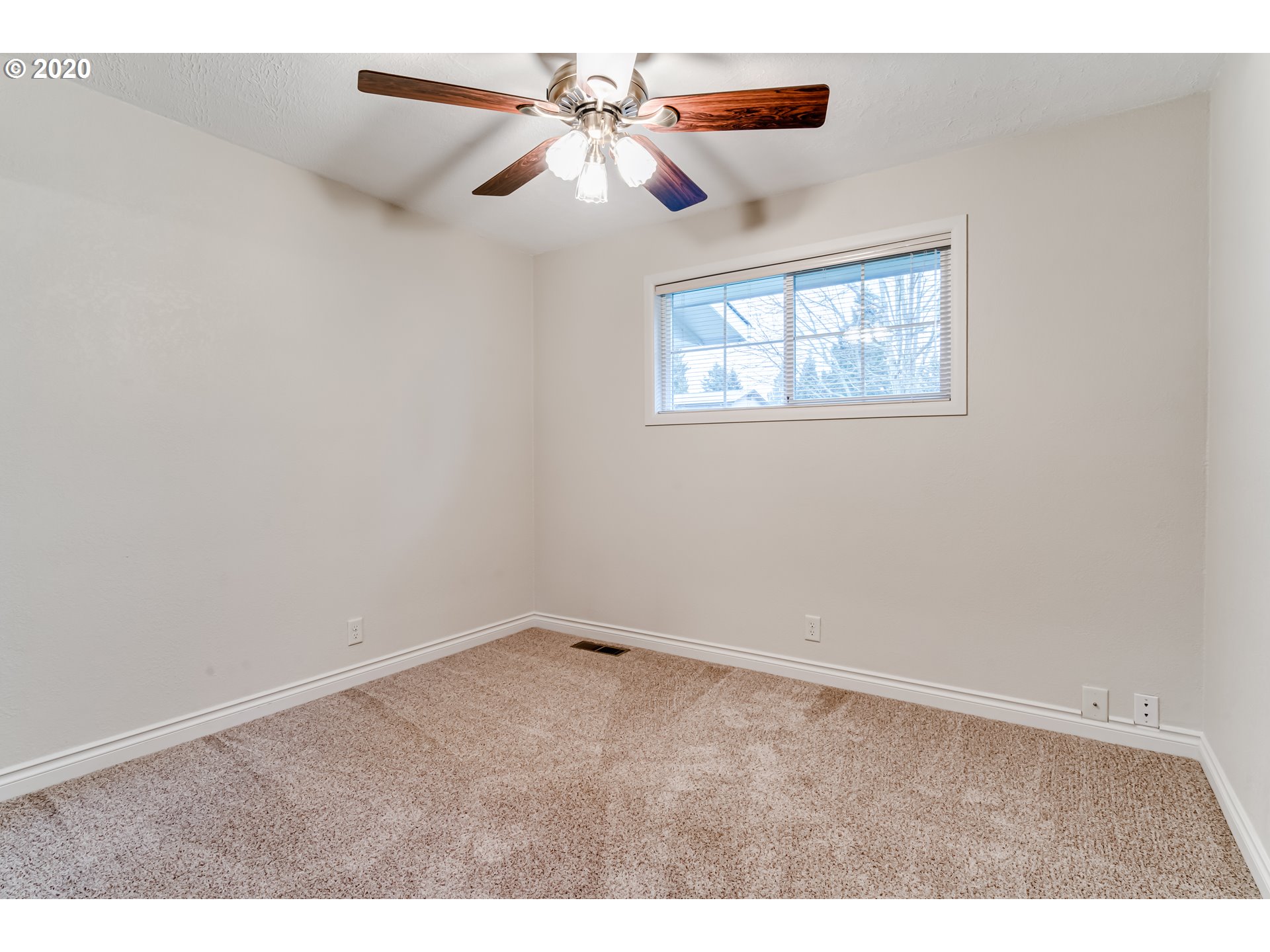 2848 Chateau Place Springfield, OR 97477 - Photo 16 of 30