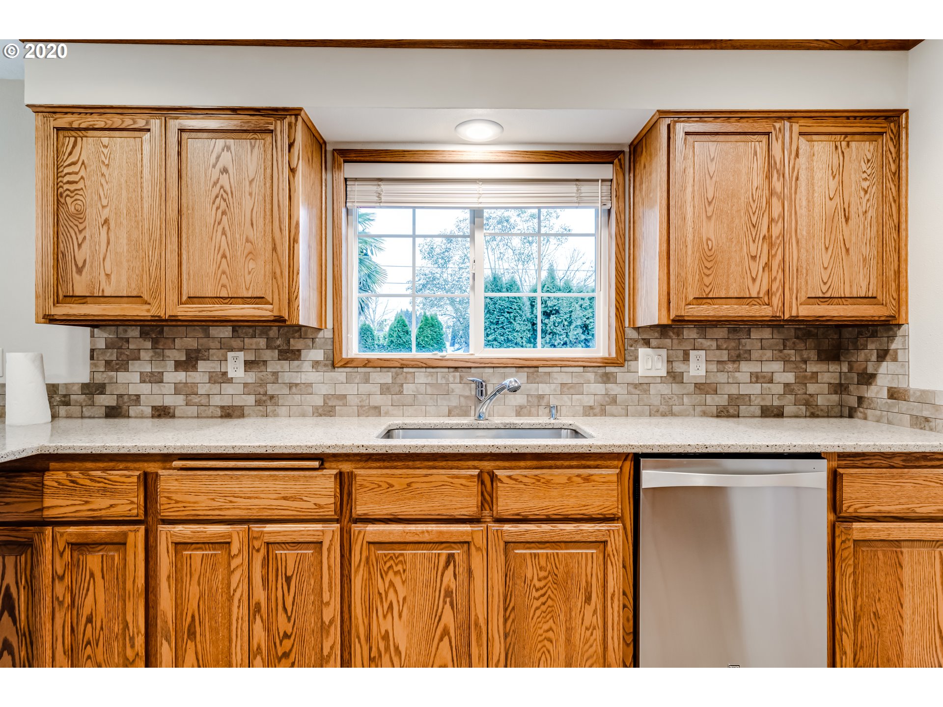 2848 Chateau Place Springfield, OR 97477 - Photo 9 of 30