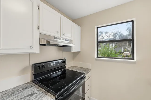 $231,500 | 2753 Jobee Drive, Unit 6, Charleston, SC 29414