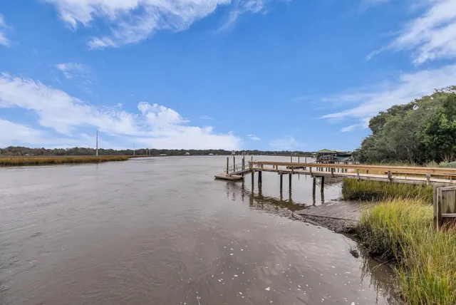 $231,500 | 2753 Jobee Drive, Unit 6, Charleston, SC 29414