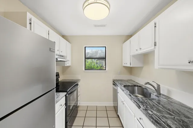 $231,500 | 2753 Jobee Drive, Unit 6, Charleston, SC 29414