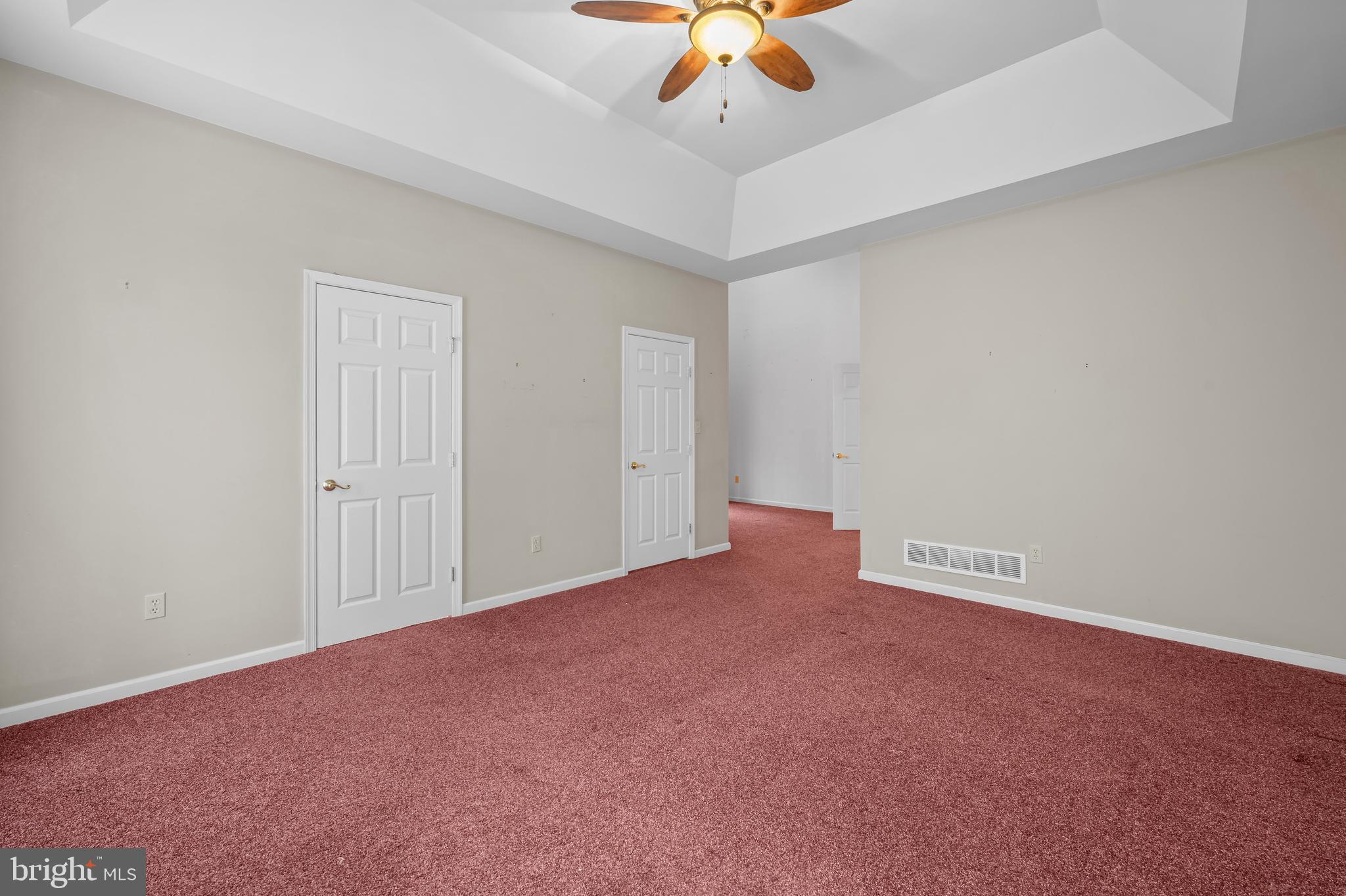 1 Pinewood Circle Hazleton, PA 18202 - Photo 18 of 33 a view of an empty room with a ceiling fan