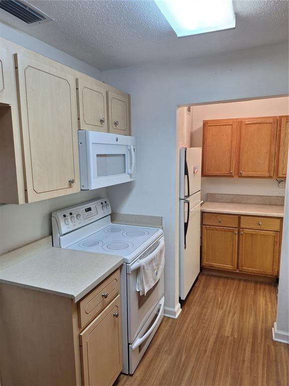 3091 Log Cabin Lane Edgewater, FL 32132 - Photo 5 of 19