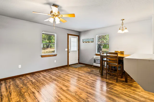 $899,000 | 807 Whitehead Drive, Diboll, TX 75941