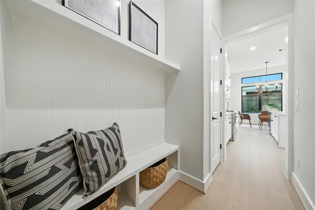 $827,999 | 1711 Bologna Lane, Houston, TX 77055