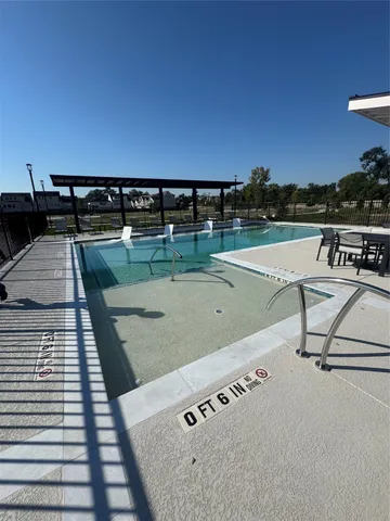 $827,999 | 1711 Bologna Lane, Houston, TX 77055