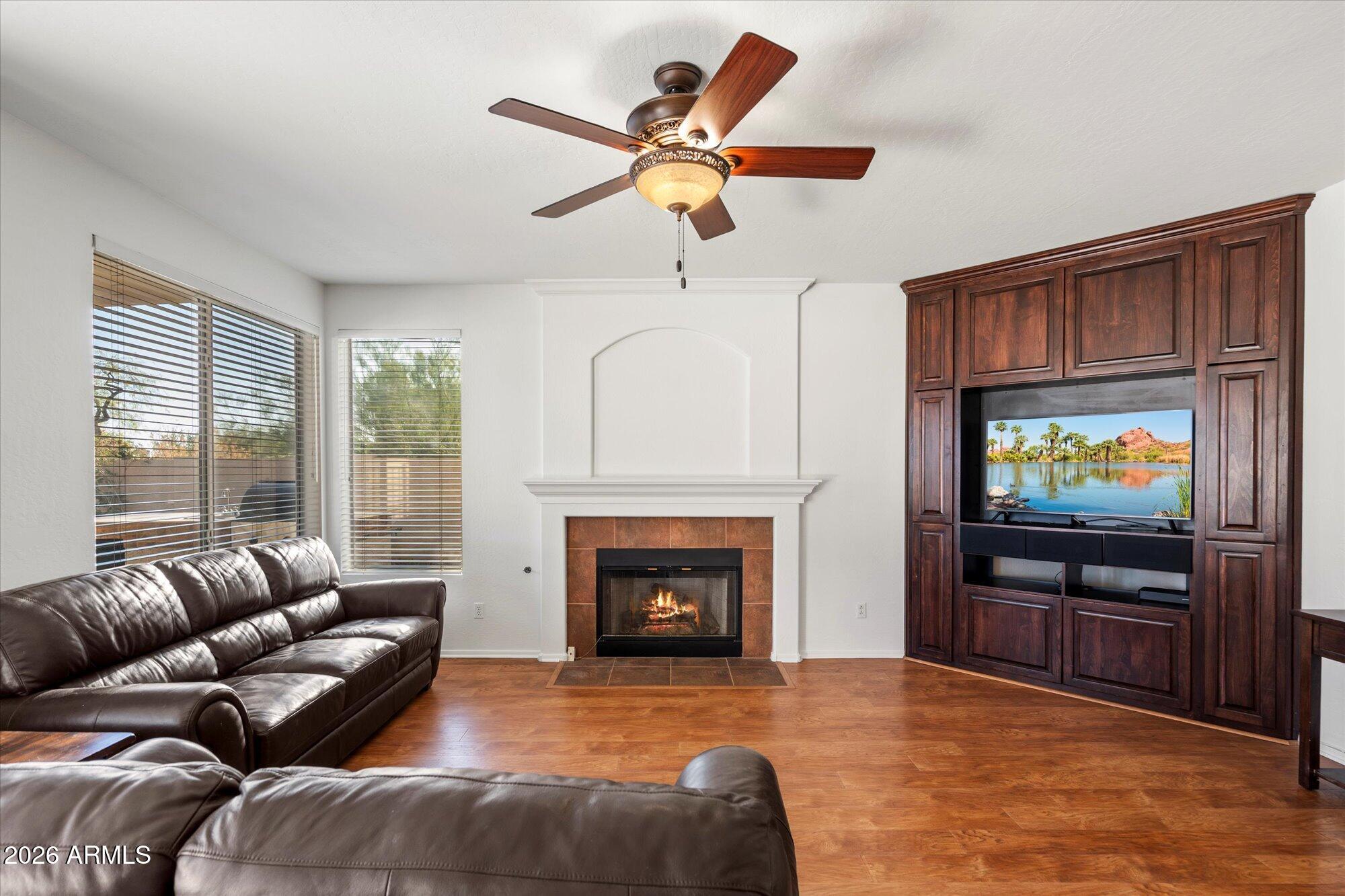 22005 North 43rd Place Phoenix, AZ 85050 - Photo 14 of 57 Family Room