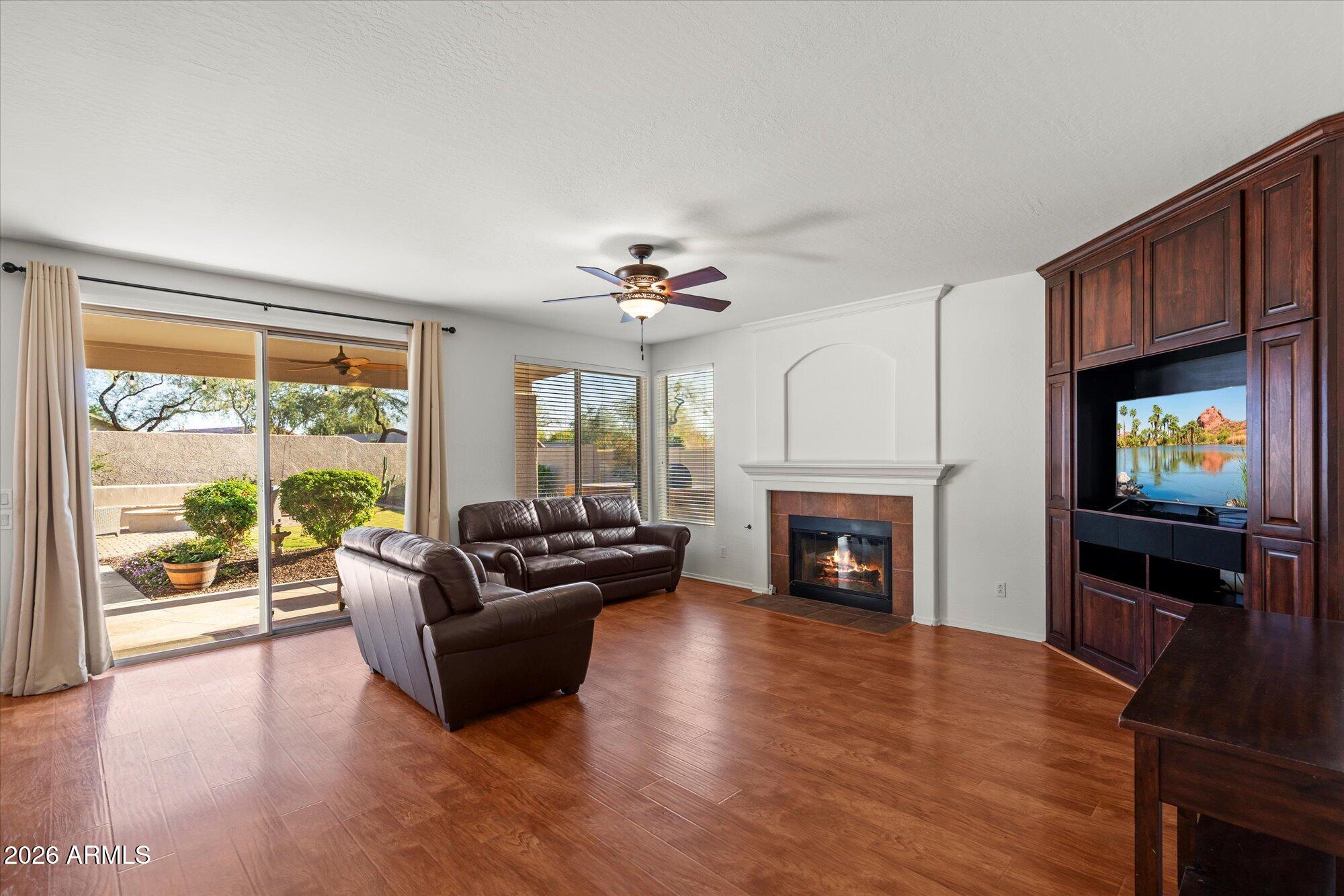 22005 North 43rd Place Phoenix, AZ 85050 - Photo 17 of 57 Family Room