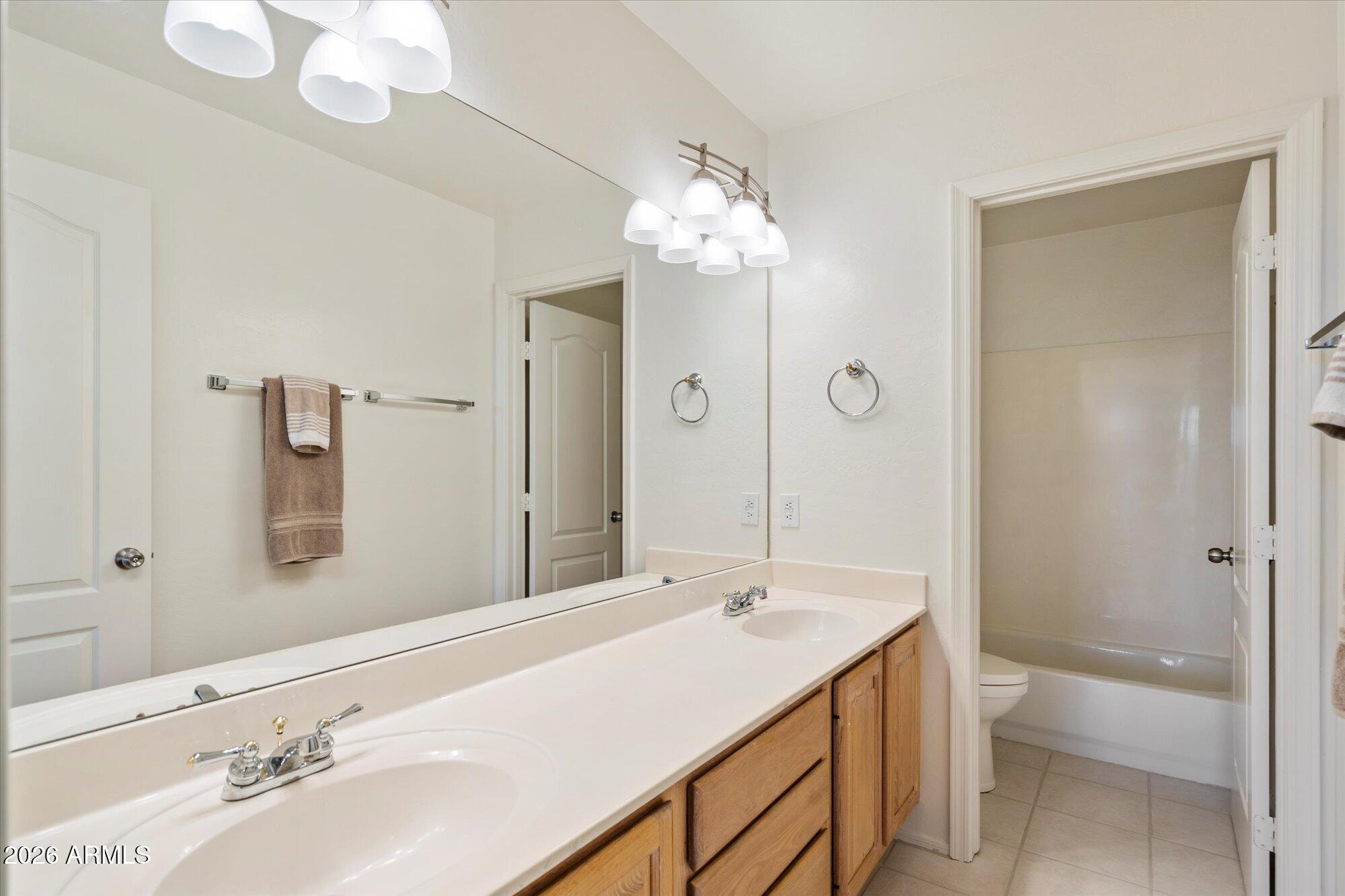 22005 North 43rd Place Phoenix, AZ 85050 - Photo 42 of 57 Bathroom