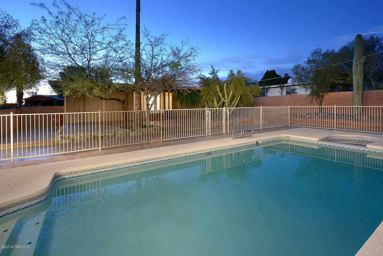 1639 North Old Ranch Road Tucson, AZ 85745 - Photo 17 of 32
