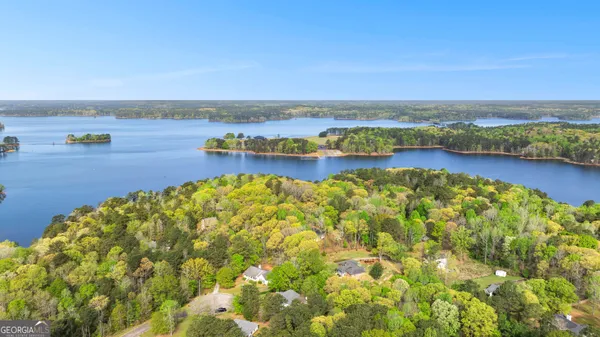 $320,000 | 40 River Point Drive, LaGrange, GA 30240