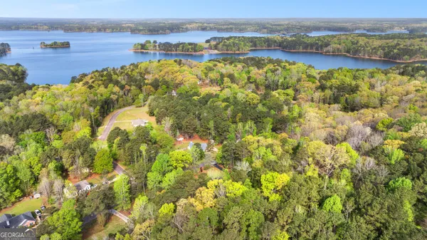 $320,000 | 40 River Point Drive, LaGrange, GA 30240