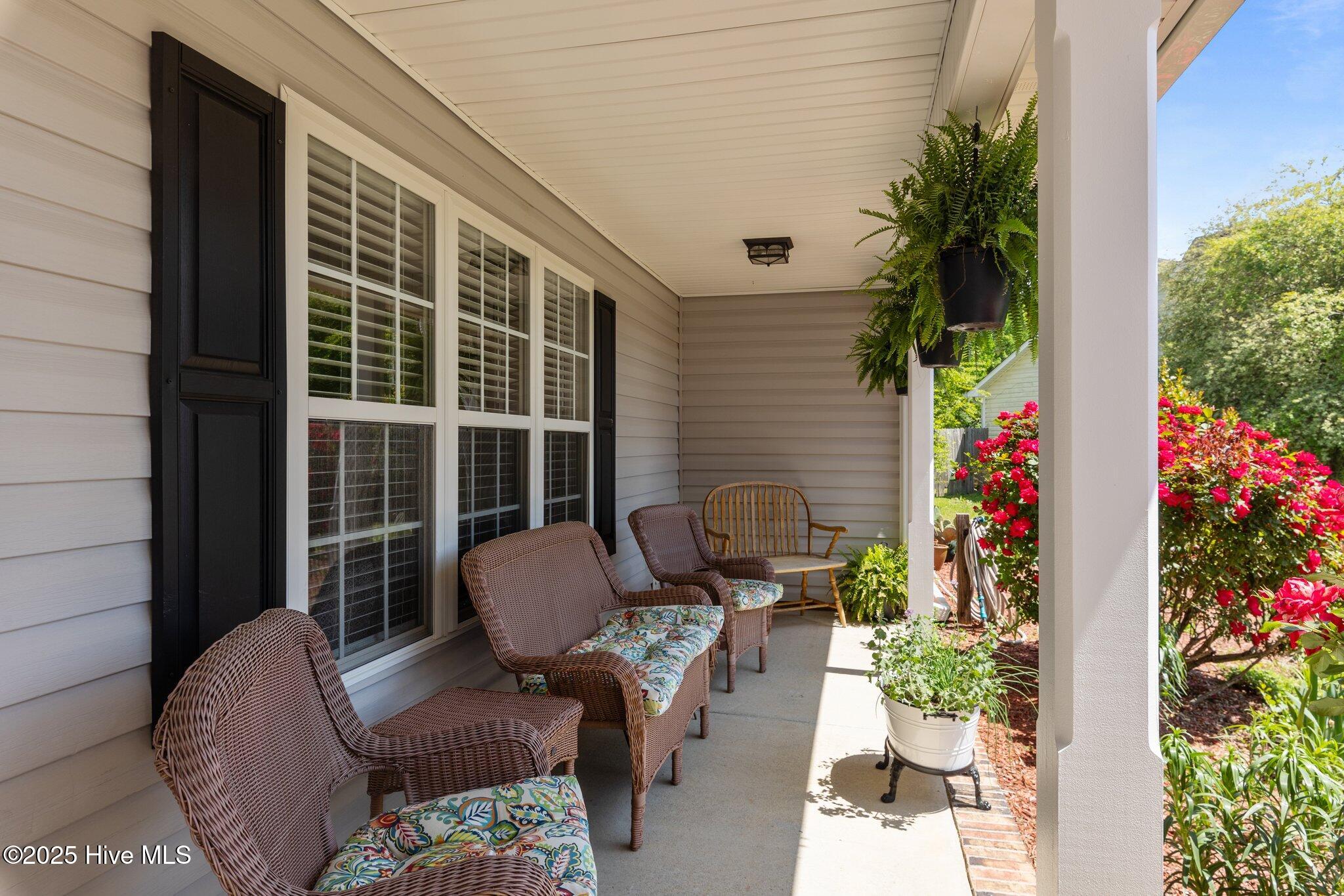 215 Secretariat Court Raeford, NC 28376 - Photo 4 of 49 30-web-or-mls-707A1091