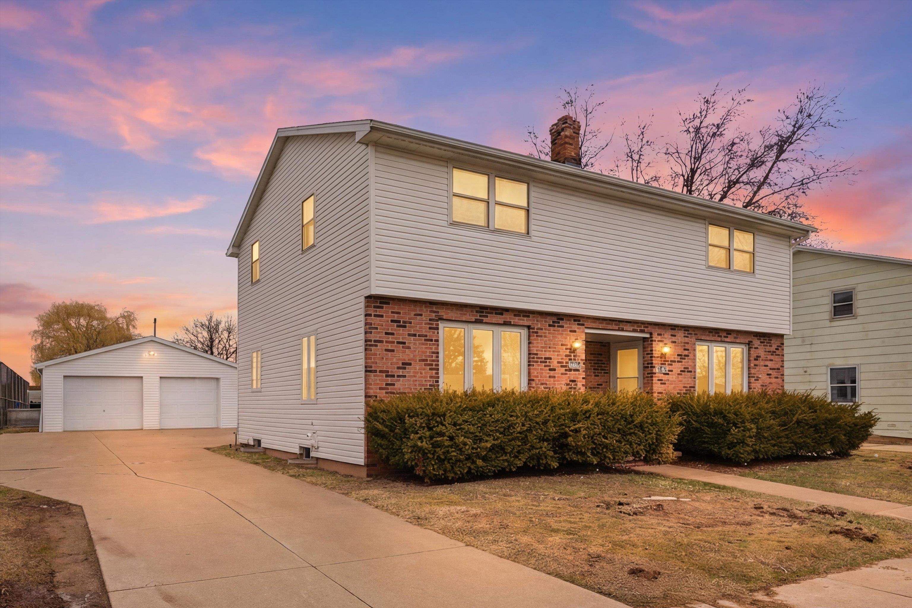 606 East Florida Avenue Appleton, WI 54911 - Photo 1 of 31