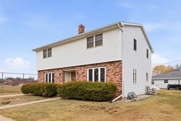 $315,000 | 606 East Florida Avenue, Appleton, WI 54911