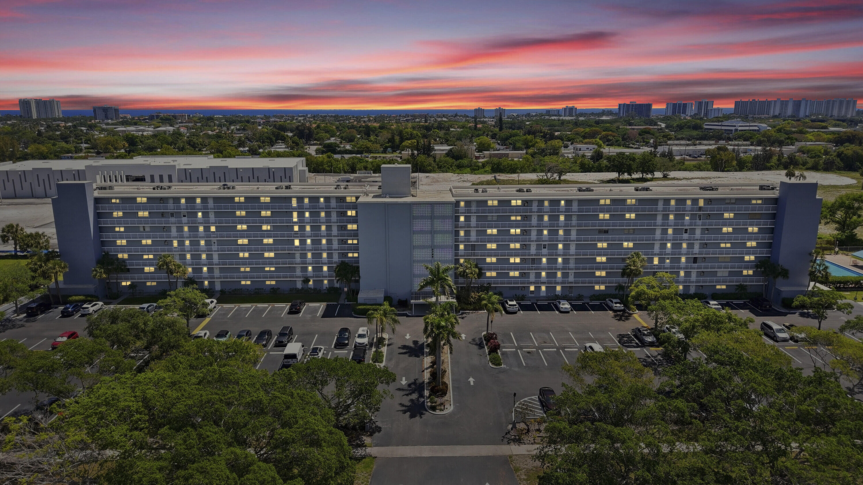 5700 Northwest 2nd Avenue, Unit 604 Boca Raton, FL 33487 - Photo 3 of 43 Twilight