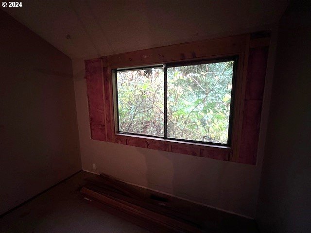 2890 Warren Street Eugene, OR 97405 - Photo 20 of 46 a view of a room with a window