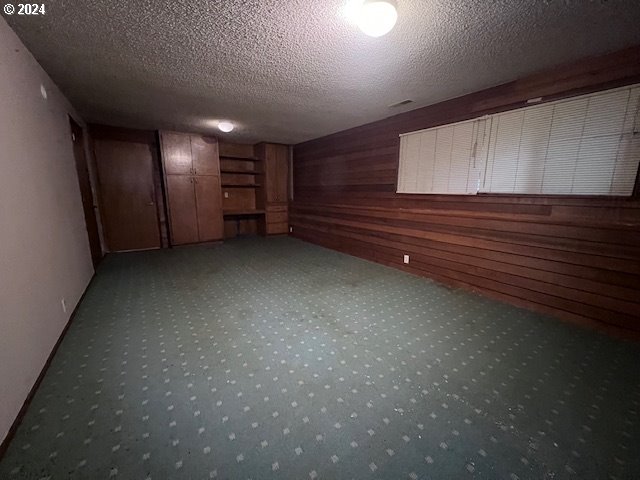 2890 Warren Street Eugene, OR 97405 - Photo 28 of 46 a view of an empty room with wooden floor