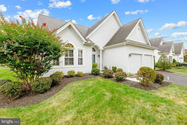 $715,000 | 430 Homestead Circle, Warrington, PA 18976