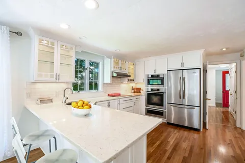 $850,000 | 1 Moody Drive, Sandwich, MA 02563