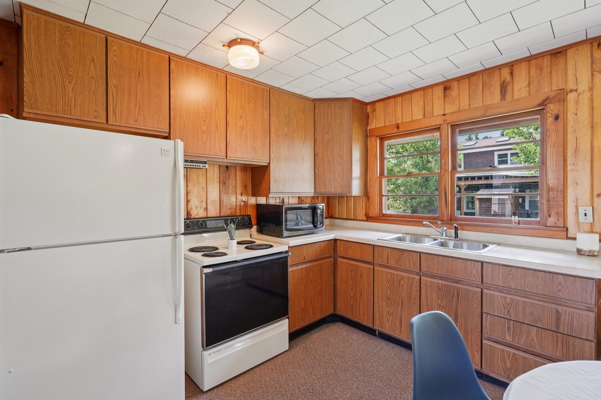 W8135 Elm Point Road Lake Mills, WI 53551 - Photo 16 of 53