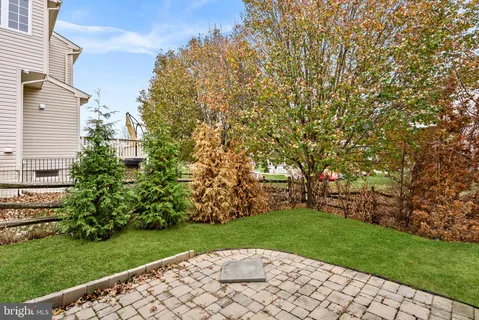 $899,999 | 25362 Vacation Place, Aldie, VA 20105