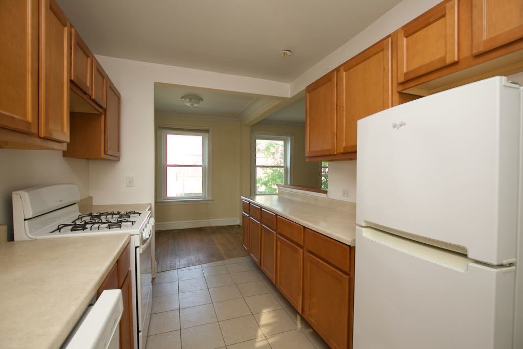 918 Green Bay Road, Unit 2L Winnetka, IL 60093 - Photo 5 of 19