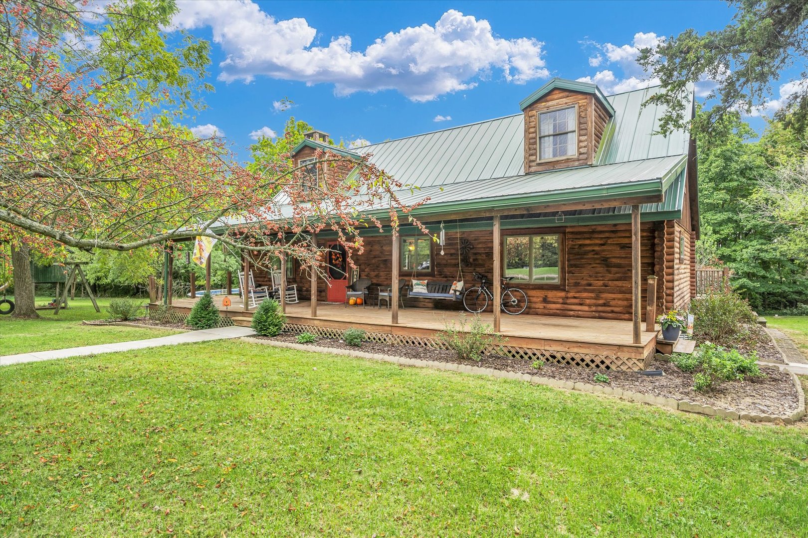 15262 North 450 East Road Fithian, IL 61844 - Photo 2 of 66 a view of a house with a yard