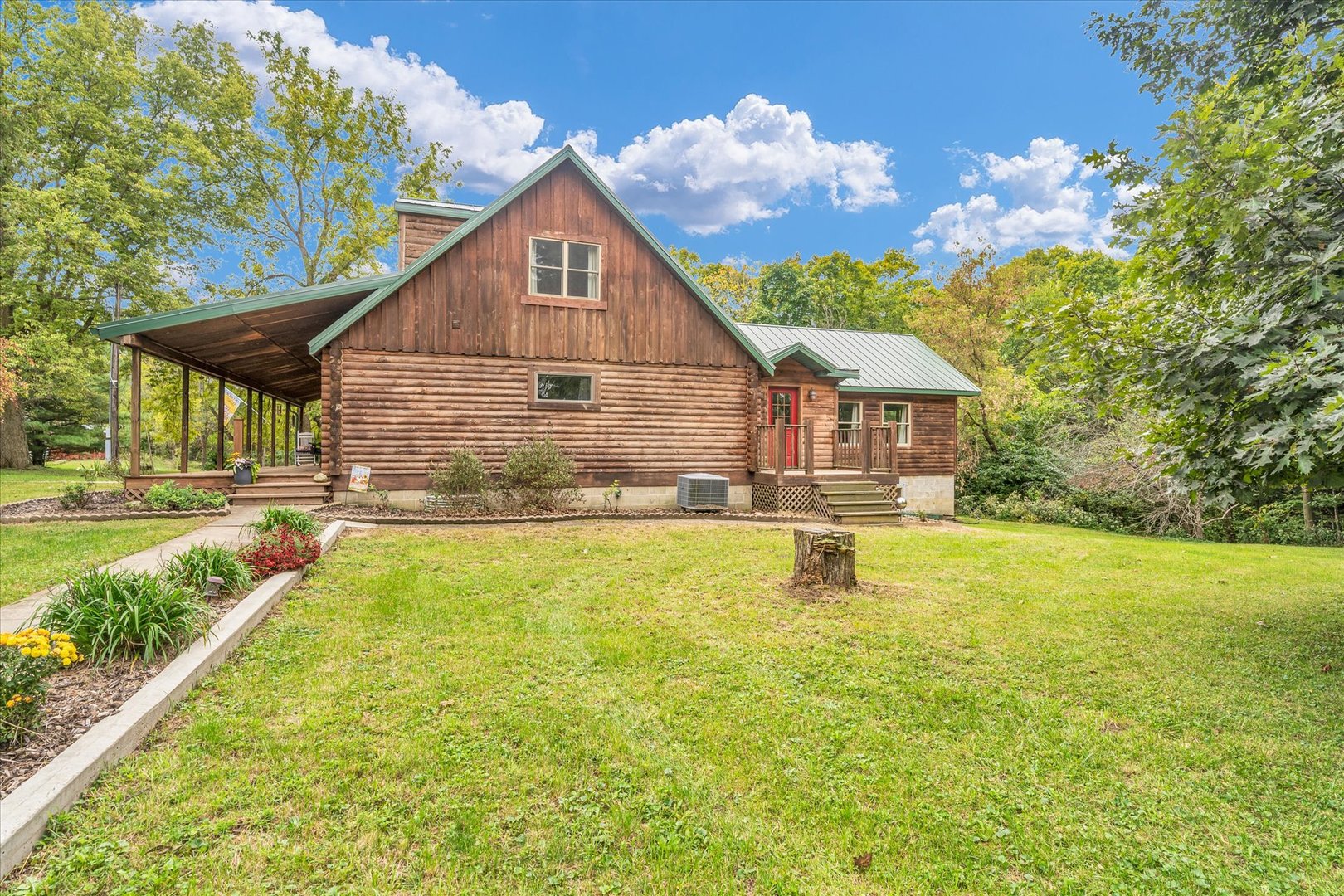 15262 North 450 East Road Fithian, IL 61844 - Photo 50 of 66 a front view of house with swimming pool and green space