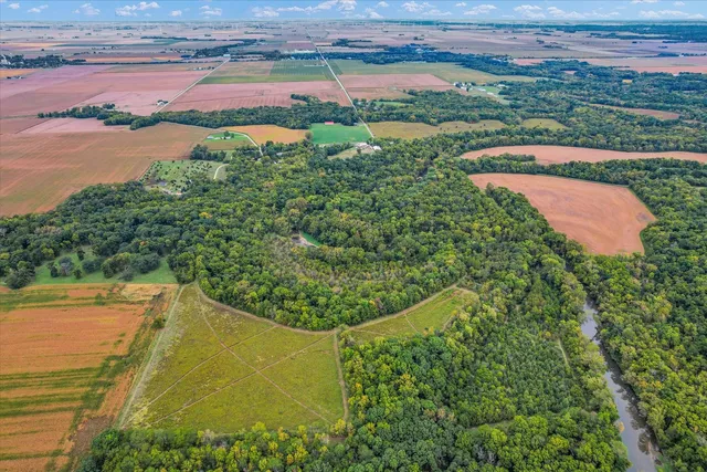 $389,900 | 15262 North 450 East Road, Fithian, IL 61844