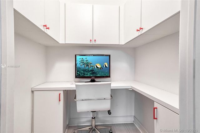 $340,000 | 3001 Northeast 185th Street, Unit 123, Aventura, FL 33180