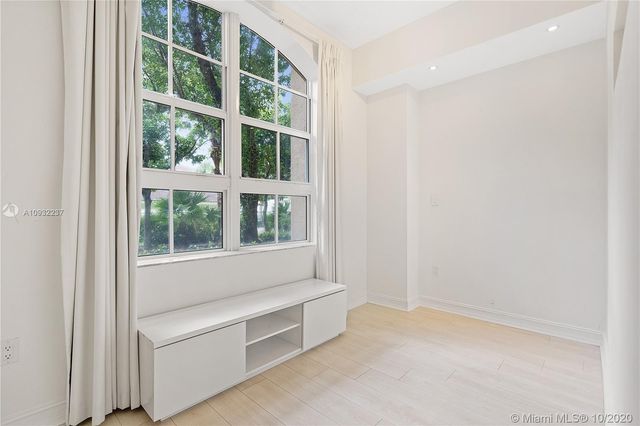 $340,000 | 3001 Northeast 185th Street, Unit 123, Aventura, FL 33180