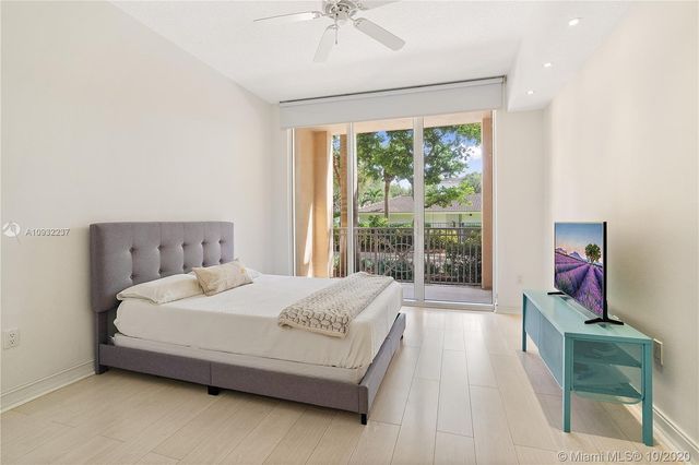 $340,000 | 3001 Northeast 185th Street, Unit 123, Aventura, FL 33180