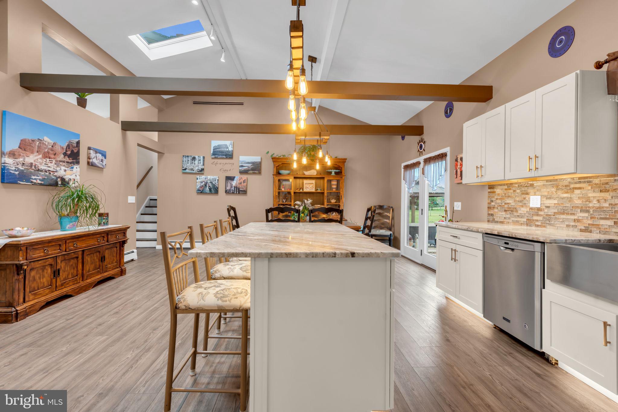 81 Sharon Road Robbinsville, NJ 08691 - Photo 8 of 37 Gallery Image 8