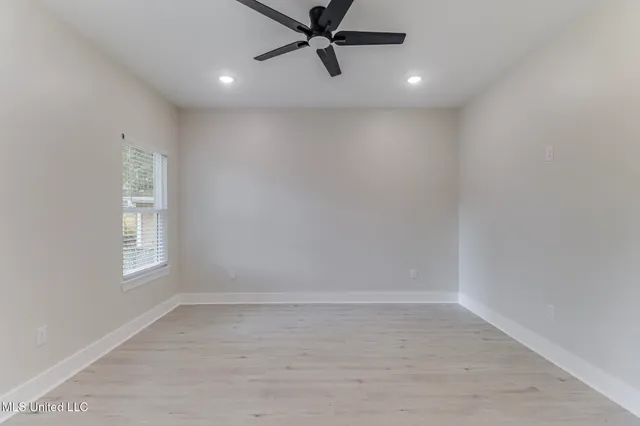 $289,900 | 420 Beverly Drive, Biloxi, MS 39530