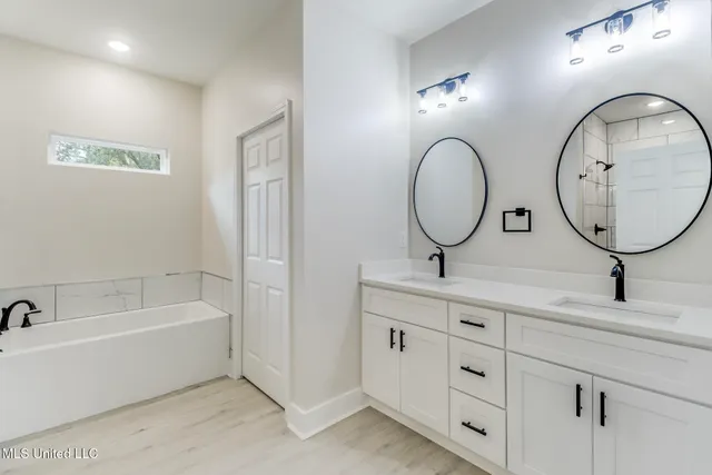 $289,900 | 420 Beverly Drive, Biloxi, MS 39530