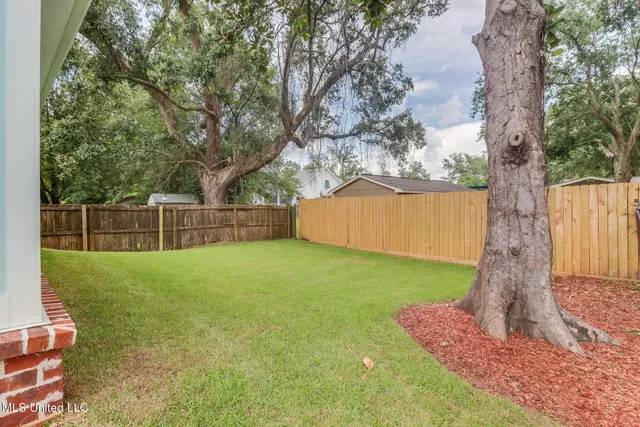 $289,900 | 420 Beverly Drive, Biloxi, MS 39530