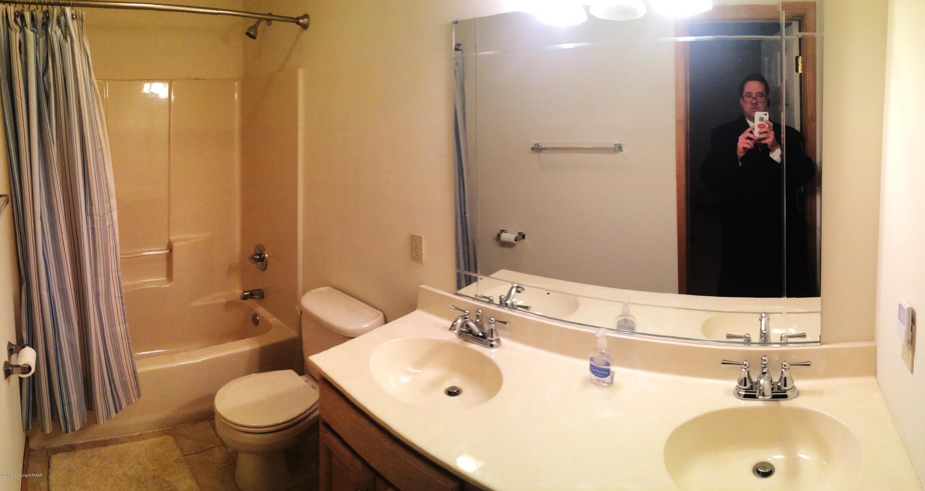 174 Ridge Road Pocono Lake, PA 18347 - Photo 11 of 41 Callaghan BathMstr