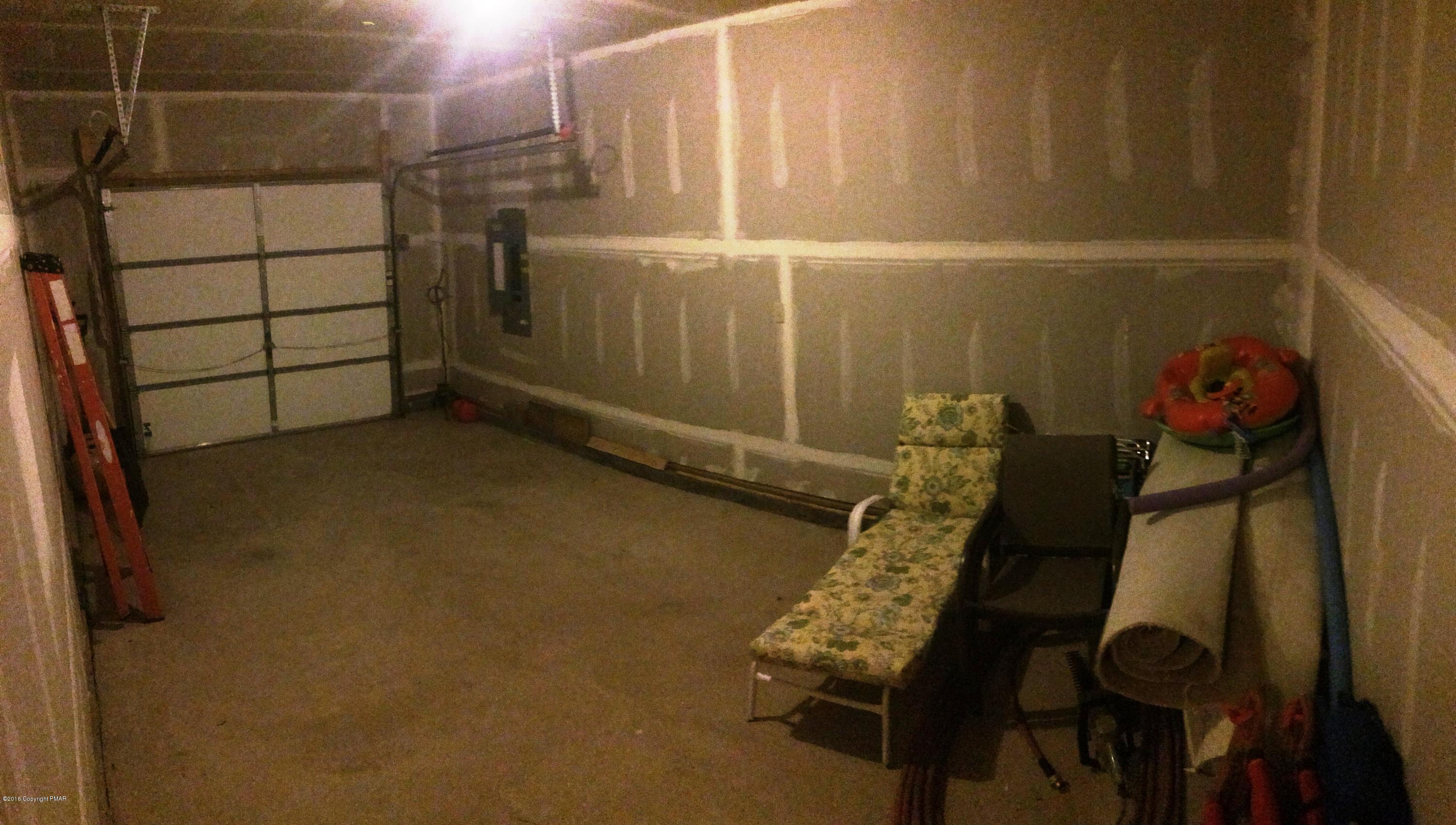 174 Ridge Road Pocono Lake, PA 18347 - Photo 18 of 41 Callaghan Garage