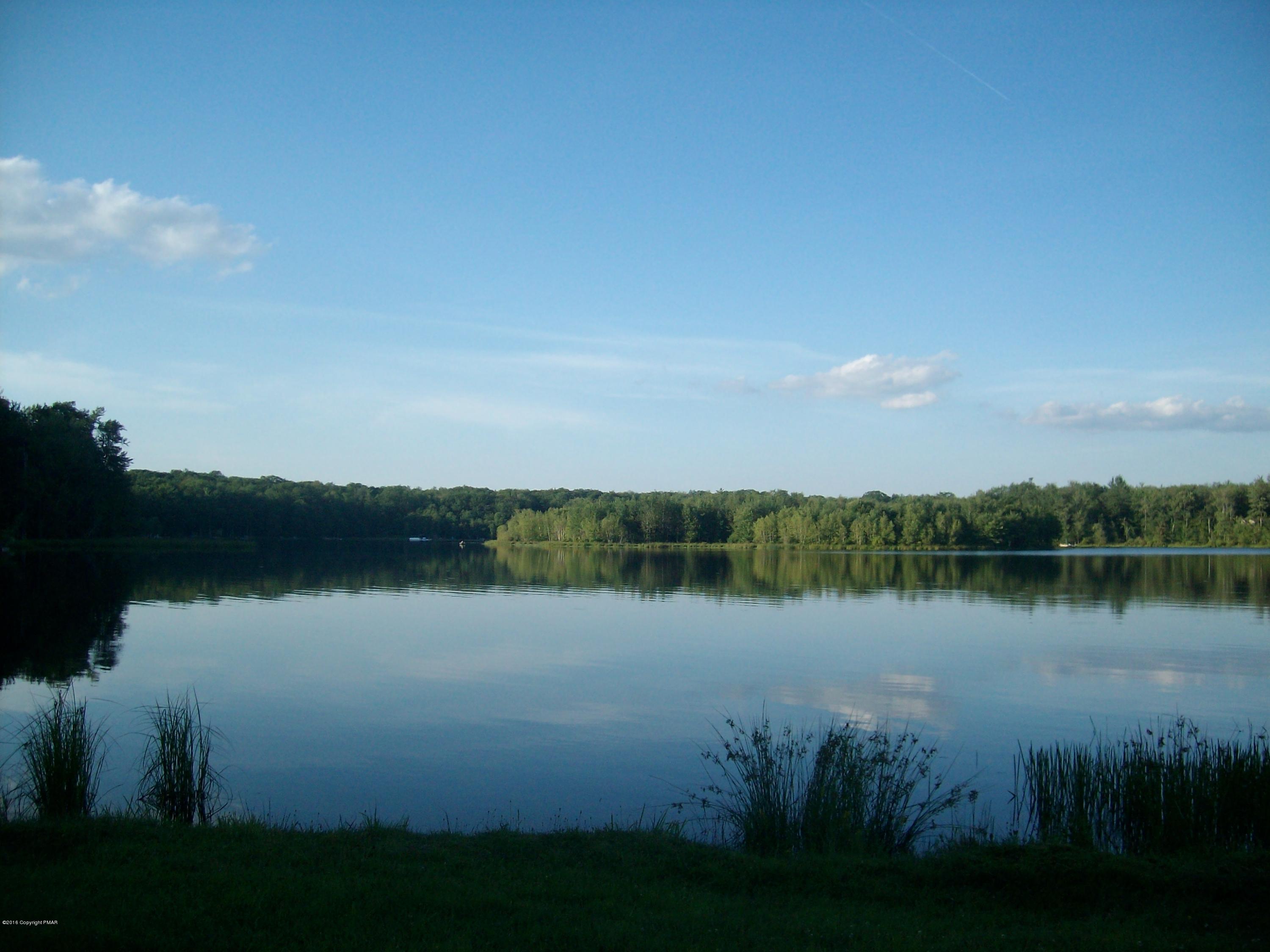 174 Ridge Road Pocono Lake, PA 18347 - Photo 23 of 41 LLV Lake View