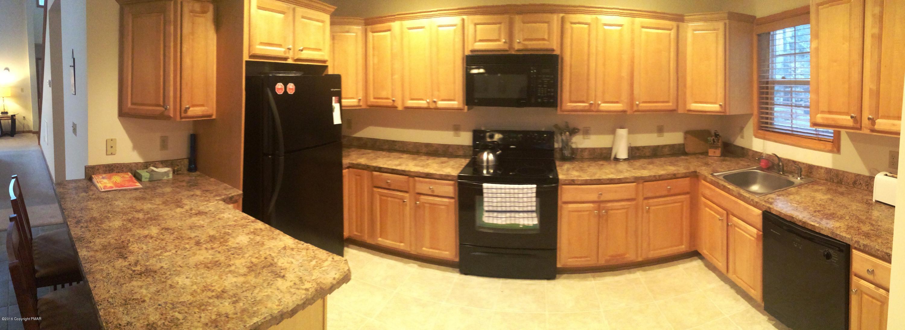 174 Ridge Road Pocono Lake, PA 18347 - Photo 6 of 41 Callaghan Kitchen