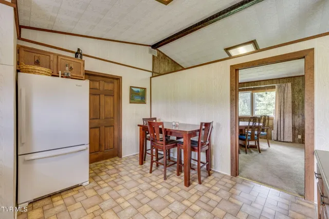 $389,000 | 212 Littrell Private Drive, Bluff City, TN 37618