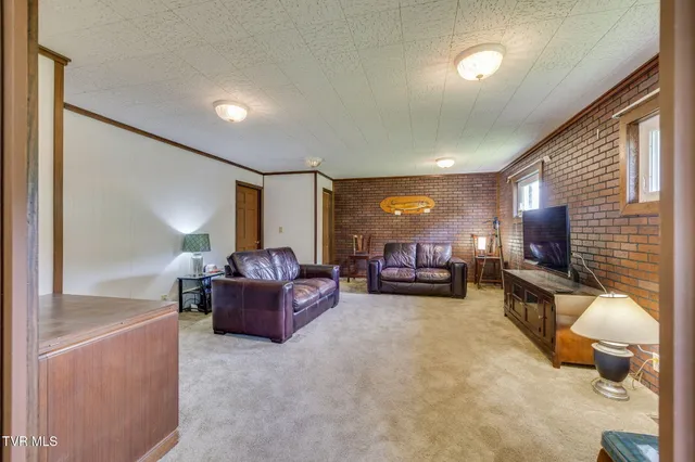 $389,000 | 212 Littrell Private Drive, Bluff City, TN 37618